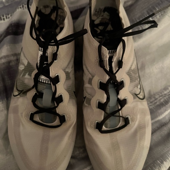 Nike Vapormax - Picture 2 of 3